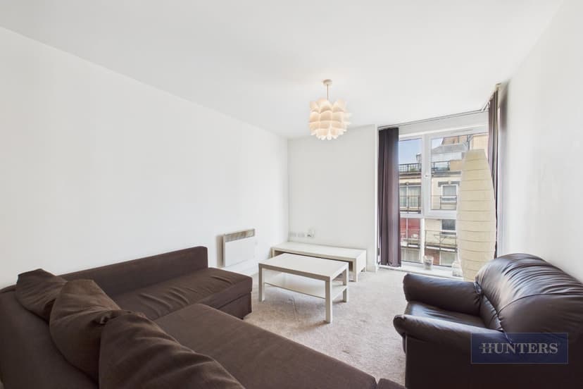 Flat 45, Castle Place 117 High Street - Image 5