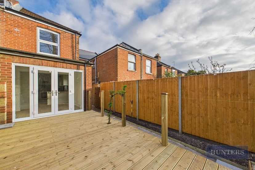 164, Hubert Road - Image 17