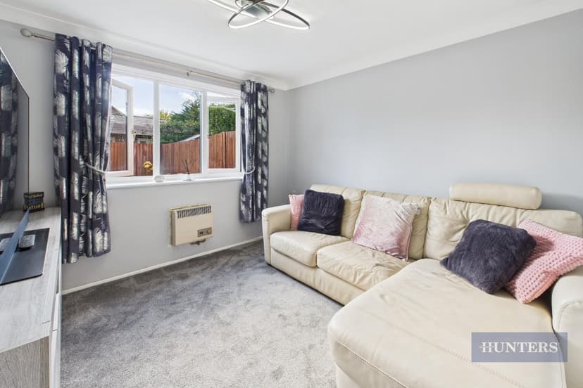 215, Heeley Road - Image 3