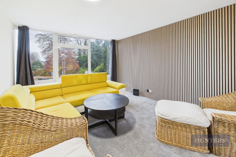 25A, Harold Road - Image 4