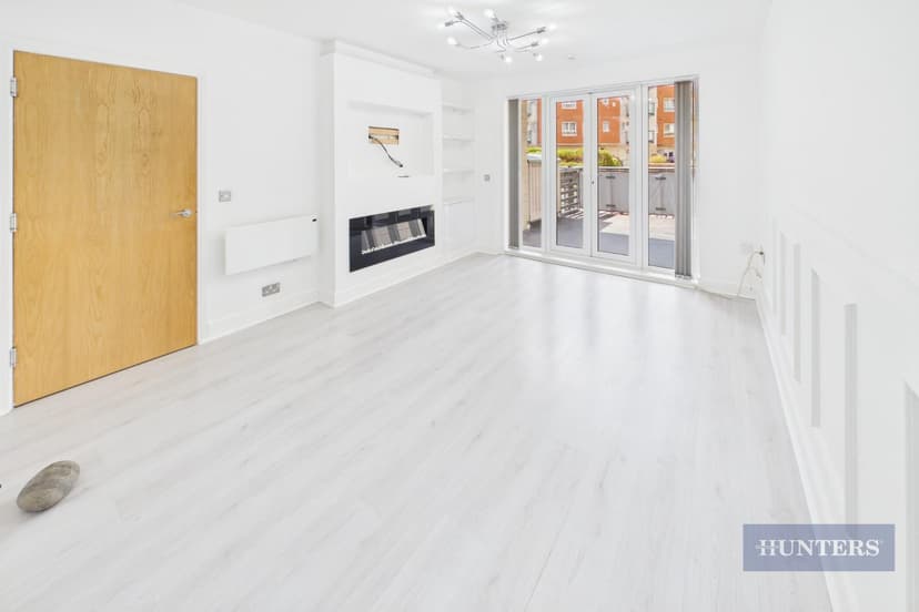Flat 151, Oceana Boulevard Orchard Place - Image 3
