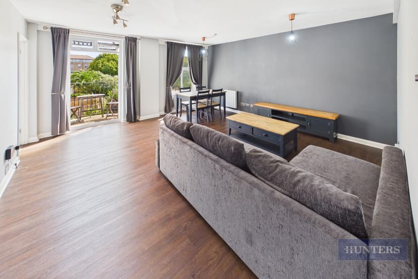 19 Asturias Way - Image 2