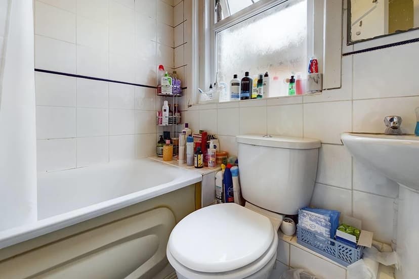 37, Quinton Road - Image 5