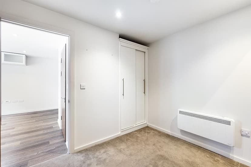 12, Croydon Road - Image 5