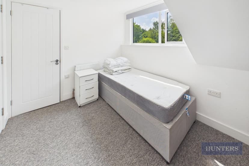 Room 7 Bevois Valley Road - Image 16