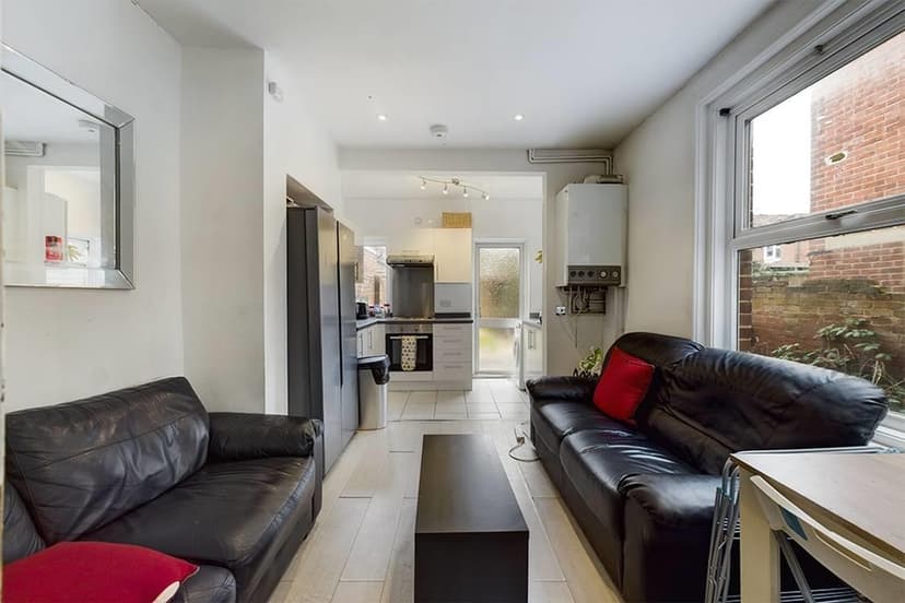 37, Quinton Road - Image 17