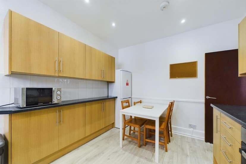 289, Dawlish Road - Image 6