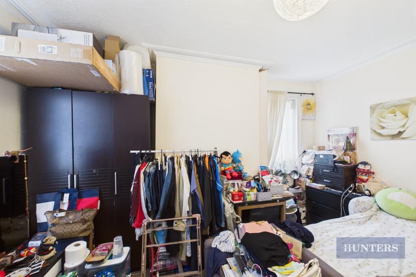 Room 1, 23 Emsworth Road - Image 9