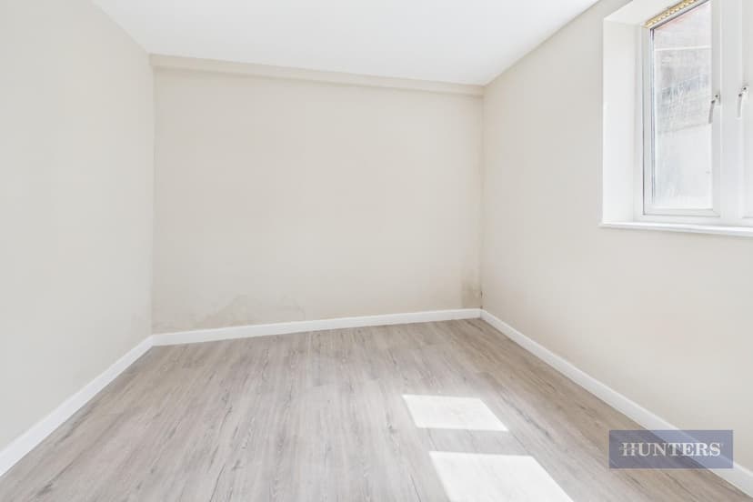 2E Ascupart Street - Image 8