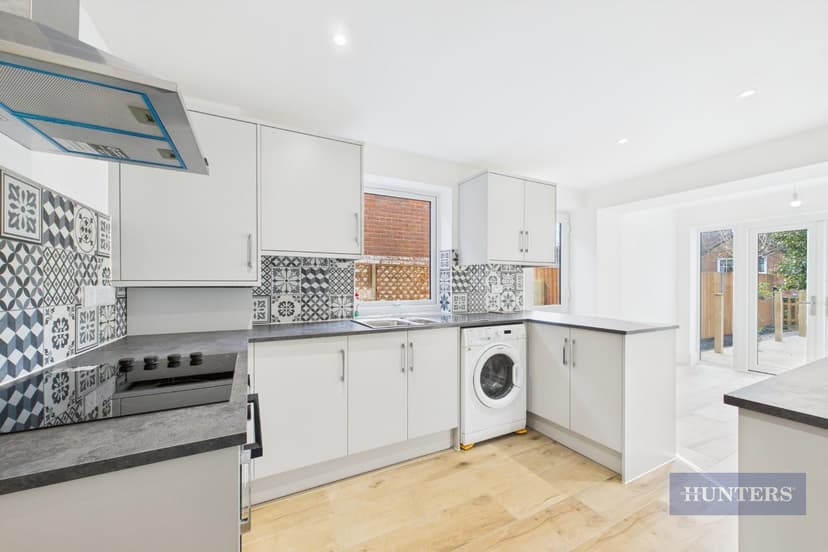 164, Hubert Road - Image 7
