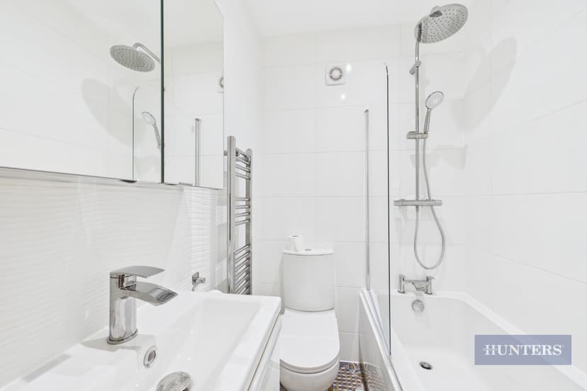 164, Hubert Road - Image 13