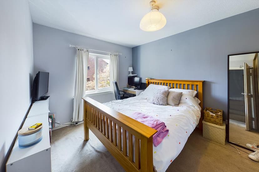 Room 2, 31 Ranelagh Gardens - Image 7