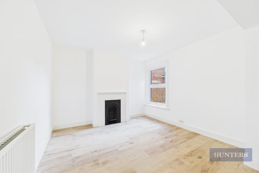 164, Hubert Road - Image 3