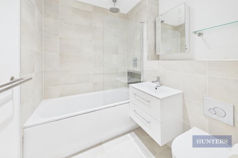 B401, 1 Royal Crescent Road - Image 5