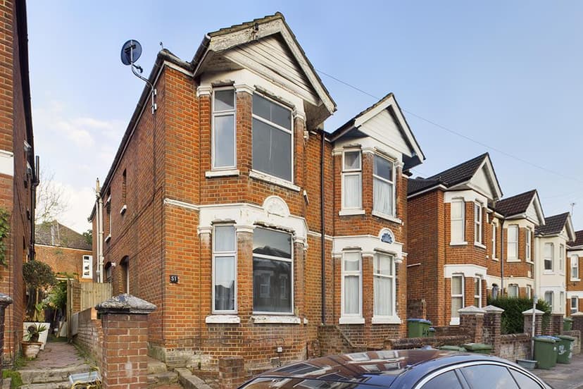 289, Dawlish Road - Image 1