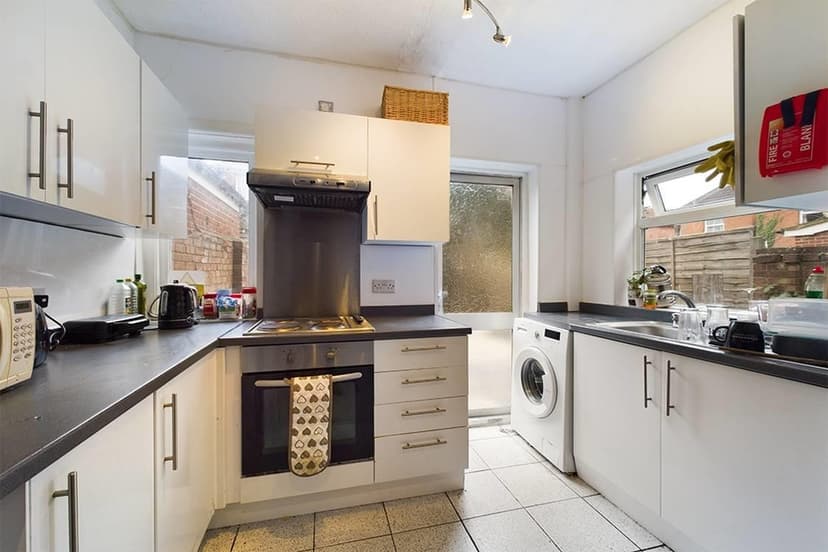 37, Quinton Road - Image 15