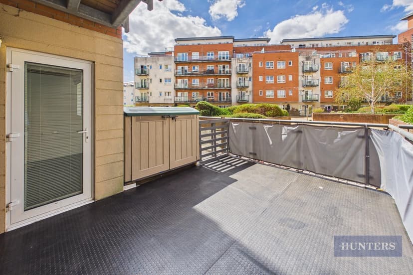 Flat 151, Oceana Boulevard Orchard Place - Image 13