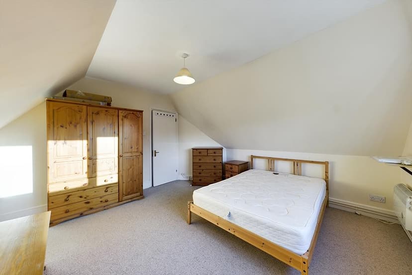 17, Heeley Road - Image 6