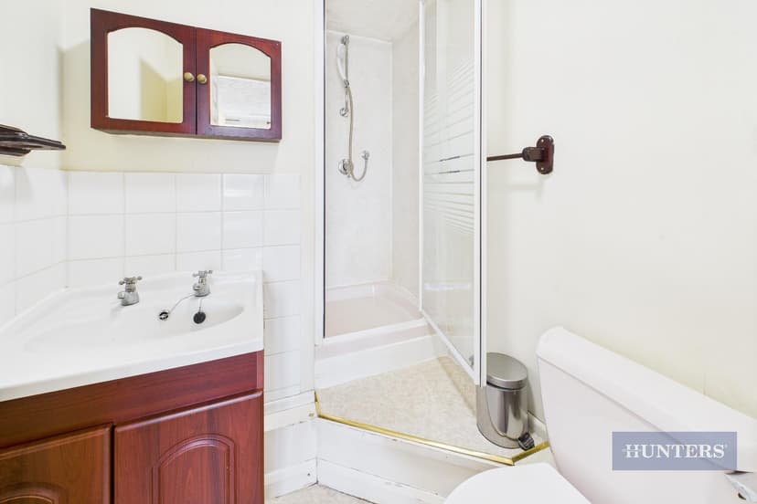 34 Berkeley Close - Image 17