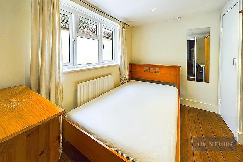 3 Cedar Road - Image 6