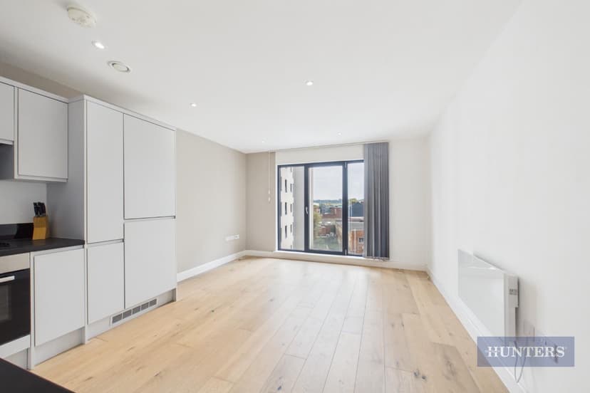 B401, 1 Royal Crescent Road - Image 3