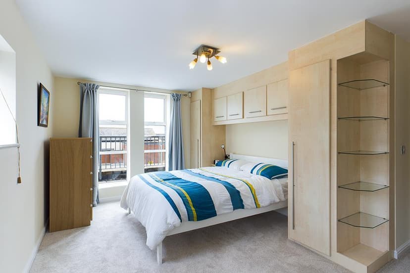 City Court, Flat 36 15 Lower Canal Walk - Image 8