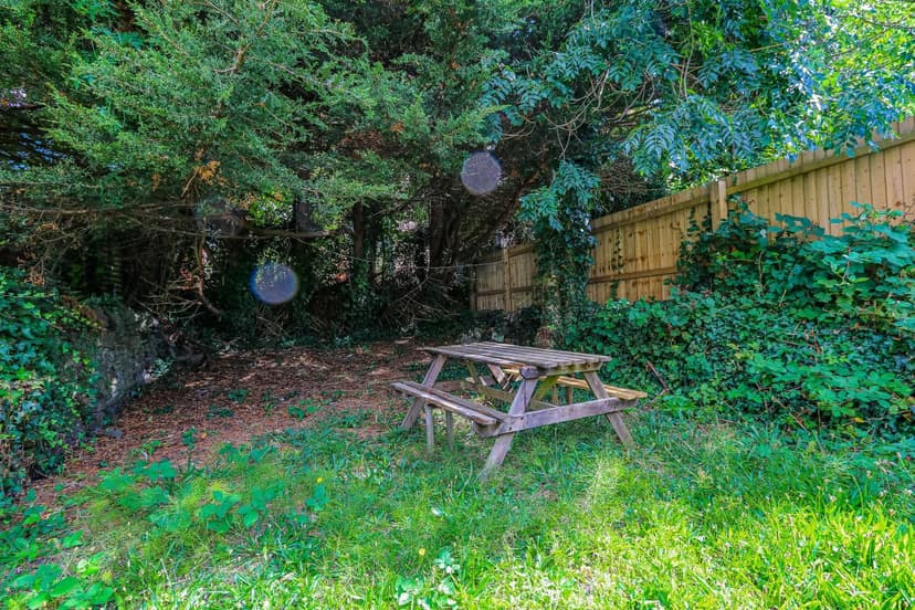 ROOMS, 92 Colum Road - Image 21