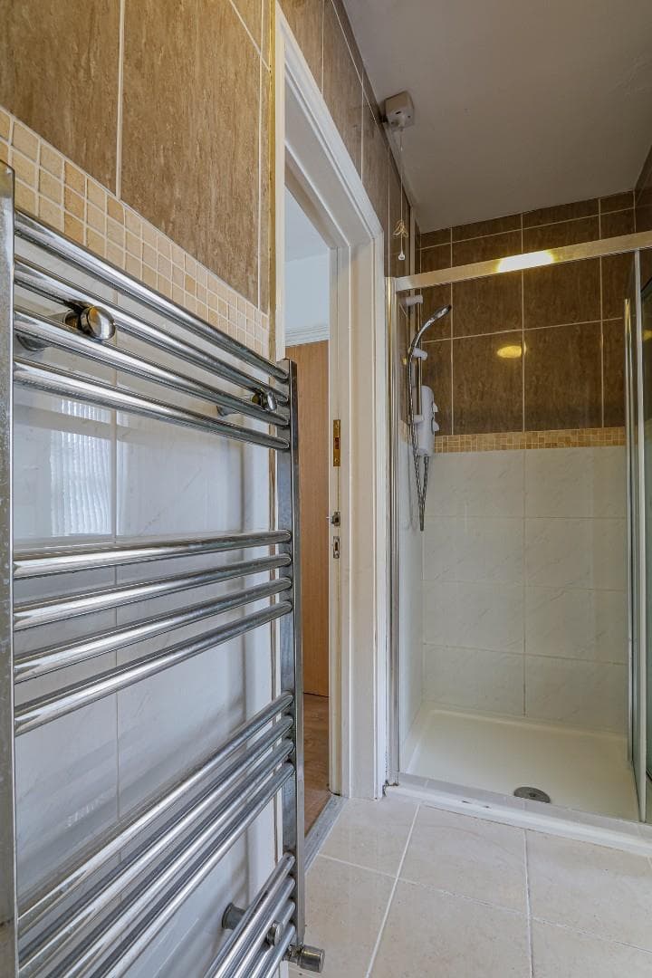 ROOMS, 92 Colum Road - Image 18