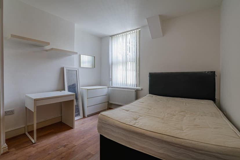 ROOMS, 92 Colum Road - Image 10
