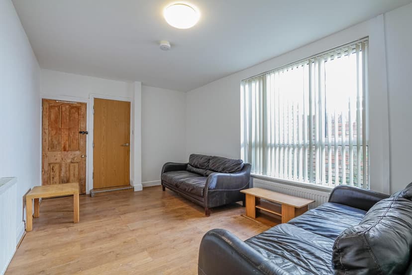 ROOMS, 92 Colum Road - Image 4
