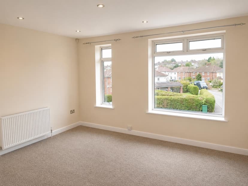 TFF 211a Bishopsworth Road - Image 2