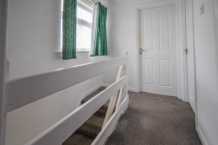 1 Wroxham Drive - Image 6