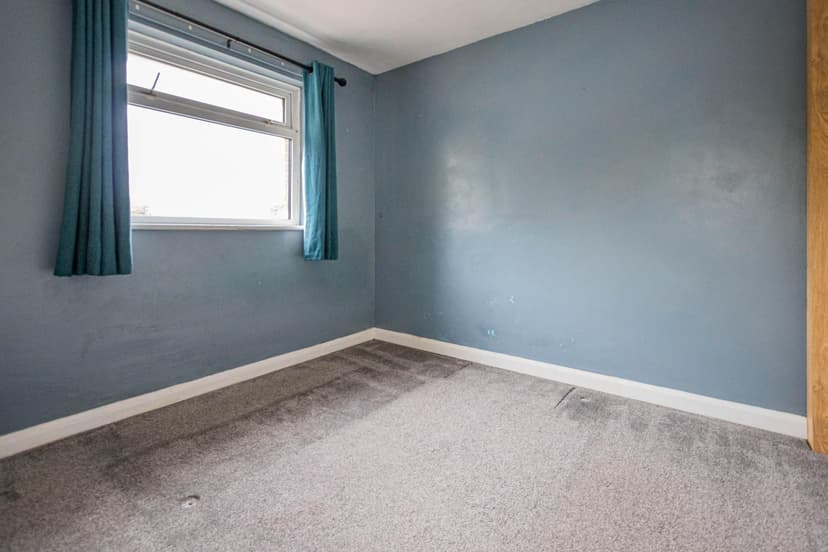 1 Wroxham Drive - Image 9
