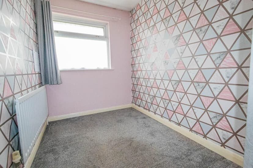 1 Wroxham Drive - Image 7
