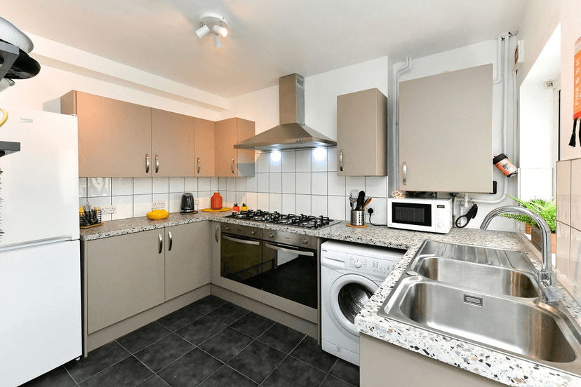75 King Edwards Road Swansea, Swansea, SA1 4LX - Image 5