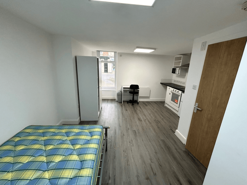 Studio 1, The Production House, 147A Saint Michael's Hill, Bristol - Image 1