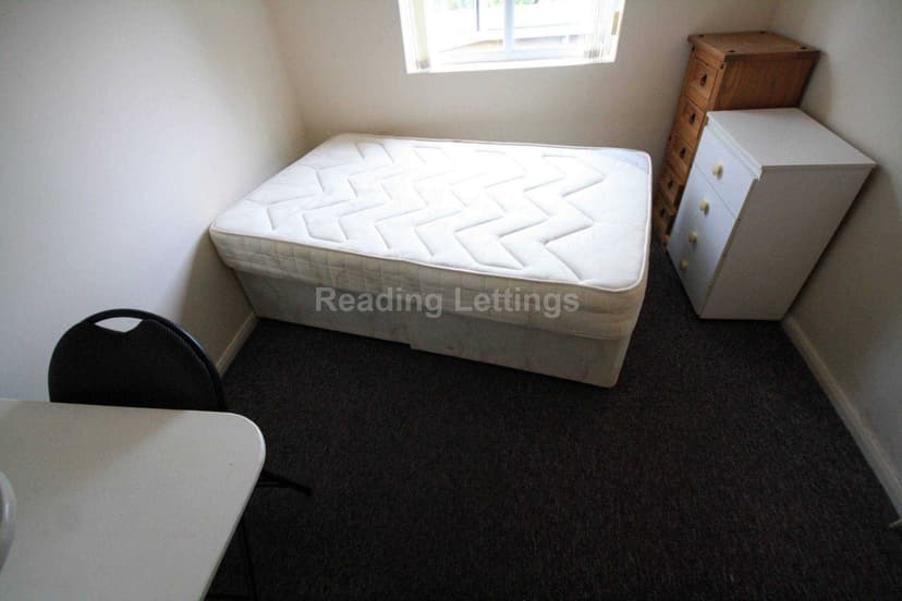 DONNINGTON GARDENS - Image 7