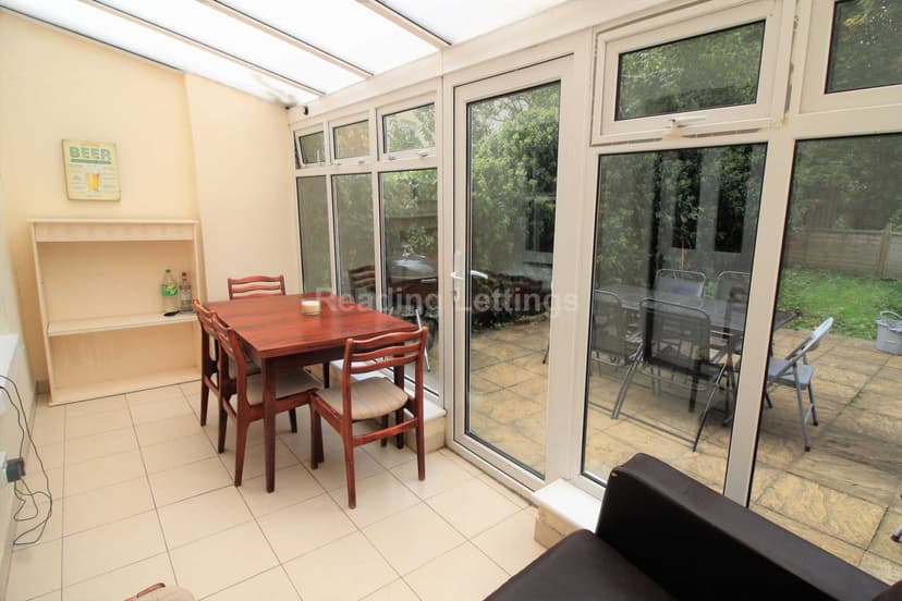 ERLEIGH ROAD - Image 10