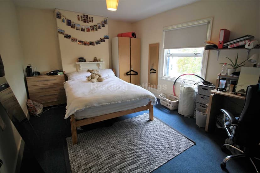 ERLEIGH ROAD - Image 5