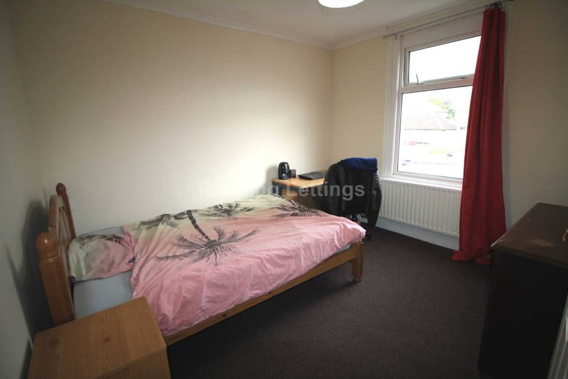 ADDINGTON ROAD - Image 6