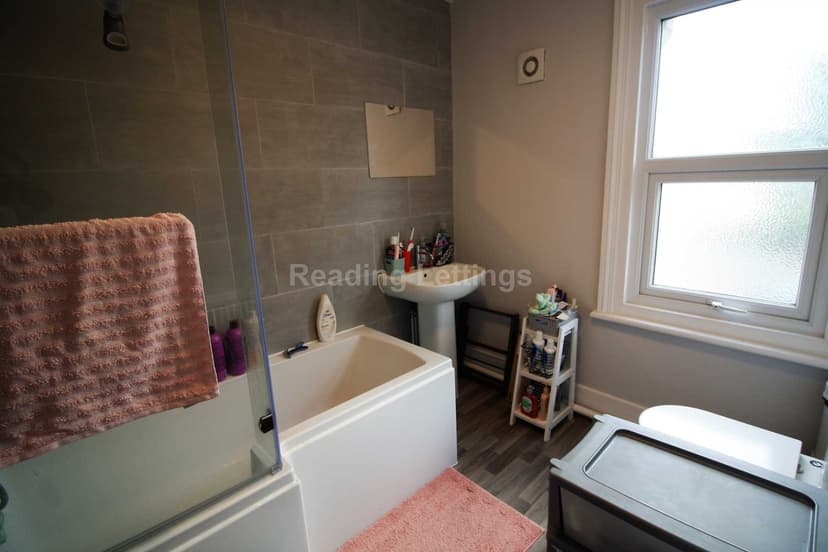 ERLEIGH ROAD - Image 6