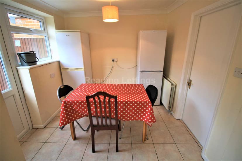 ST. PETERS ROAD - Image 5